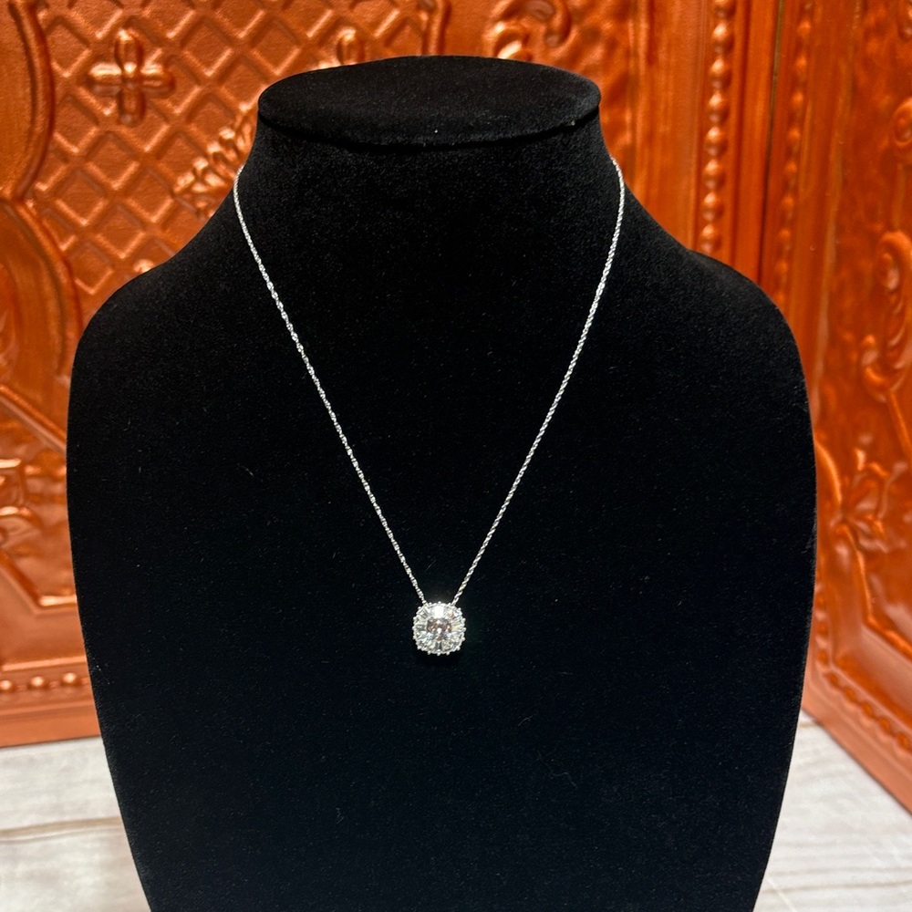 JTV Silver Necklace with Sparkling White Pendant